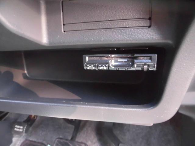 ワゴンRスティングレー T ETC ナビ TV HID スマートキー アイドリングストップ ベンチシート CVT 盗難防止システム ABS CD USB 衝突安全ボディ エアコン パワーステアリング パワーウィンドウ(4枚目)
