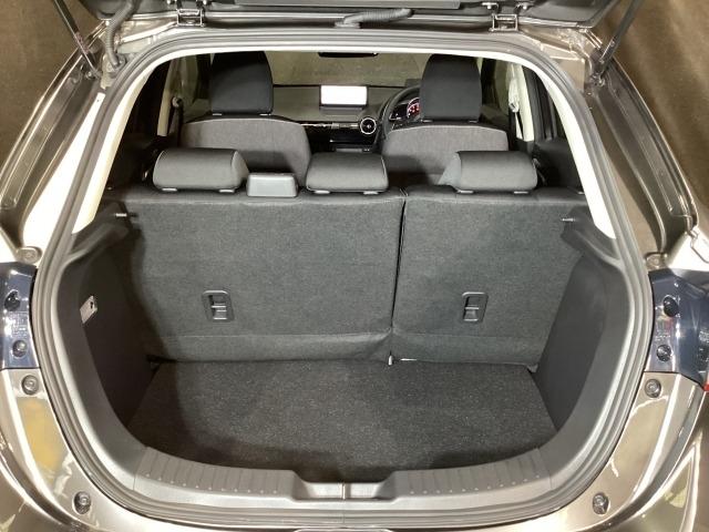 ＭＡＺＤＡ２ １．５　１５ＢＤ　４ＷＤ　コーナーセンサー　レーンキープアシスト　Ｂｌｕｅｔｏｏｔｈオーディオ　レーダーブレーキ　ＬＥＤ　ＭＲＣＣ　ＥＴＣ　アイドリングストップ　フルセグ　オートライト　スマートキー　ＵＳＢ　４ＷＤ（11枚目）