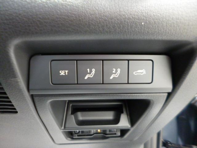 ＣＸ－３０ ２．０　２０Ｓ　ツーリング　４ＷＤ　２０Ｓ　ＴＲＧ　デモＵＰ　黒革　ナビ　ＥＴＣ　ＴＶ　Ｂｌｕｅｔｏｏｔｈ　衝突軽減ブレーキ　クリアランスソナー　フルセグＴＶ　レーダークルーズ　パワーシート　オートライト　オートマチックハイビーム（6枚目）
