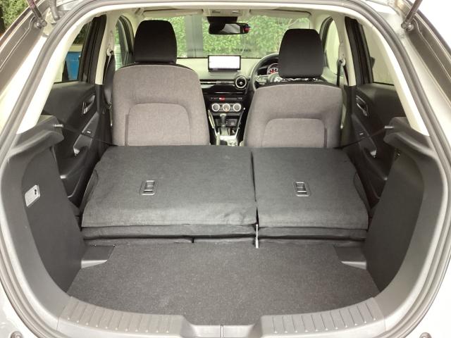 MAZDA2 1.5 15BD パノラマモニタ ブルートゥース スマートシティブレーキサポート 前後ソナー レーダークルーズ レーンキープ LEDヘッドランプ フルセグTV ワンオーナー バックカメラ オートライト ETC USB(13枚目)