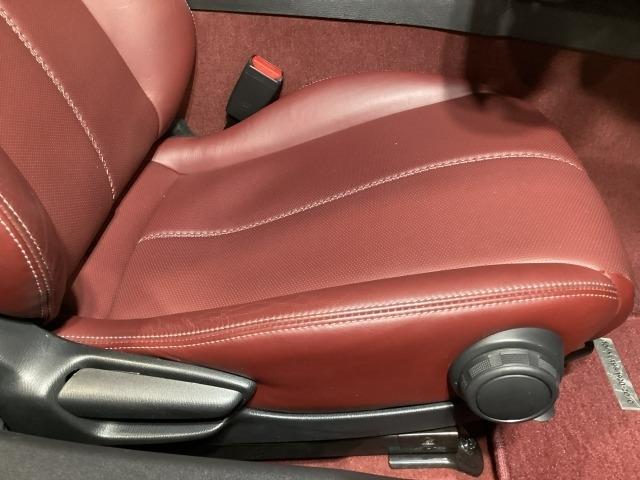 ロードスター 1.5 100周年 特別記念車 ワンオナ レザー USB DVD オートクルーズ スマキー スマートシティーブレーキサポート メモリーナビ LEDヘッド 横滑り防止機能 オートライト シートヒーター ナビTV Bカメラ ETC(8枚目)