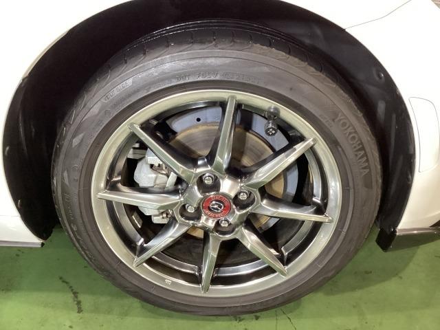 ロードスター 1.5 100周年 特別記念車 ワンオナ レザー USB DVD オートクルーズ スマキー スマートシティーブレーキサポート メモリーナビ LEDヘッド 横滑り防止機能 オートライト シートヒーター ナビTV Bカメラ ETC(32枚目)