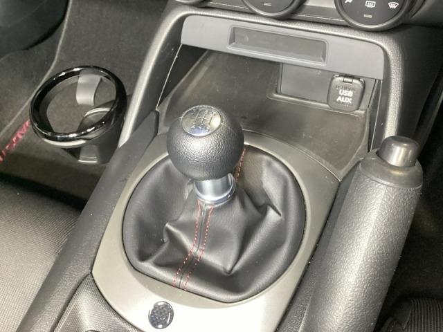 ロードスター 1.5 NR-A 6MF パワーウインドー 衝突軽減システム 2エアバッグ DSC ETC搭載 マニュアルエアコン 盗難防止システム エアバッグ パーキングセンサー LEDヘッド パワーステアリング 衝突安全ボディ(12枚目)