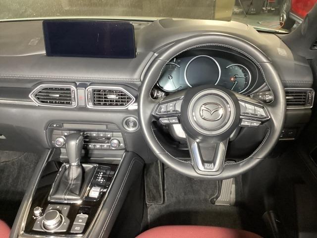 CX-8 2.5 25S スポーツ アピアランス 4WD 6人乗り Bluetooth オートマチックハイビーム 電動シート 3列シート フルセグTV 横滑り防止装置 スマートキー シートヒーター クリアランスソナー 1オーナー 全周囲カメラ ETC LED(2枚目)