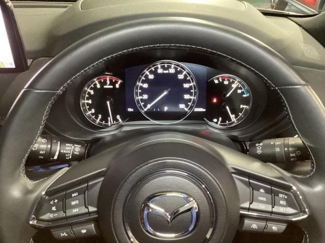 CX-8 2.5 25S スポーツ アピアランス 4WD 6人乗り Bluetooth オートマチックハイビーム 電動シート 3列シート フルセグTV 横滑り防止装置 スマートキー シートヒーター クリアランスソナー 1オーナー 全周囲カメラ ETC LED(3枚目)