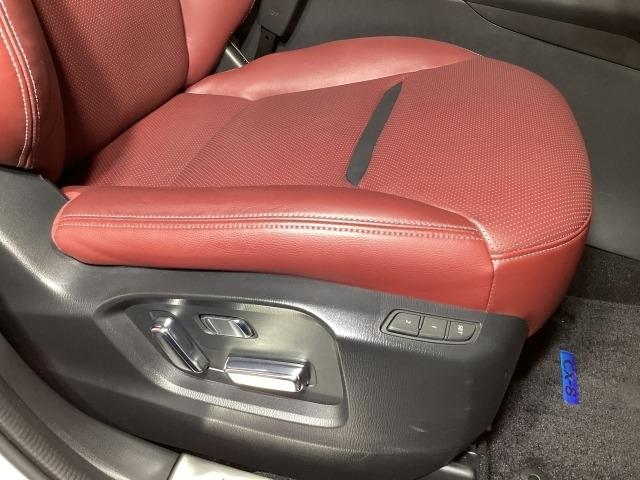 CX-8 2.5 25S スポーツ アピアランス 4WD 6人乗り Bluetooth オートマチックハイビーム 電動シート 3列シート フルセグTV 横滑り防止装置 スマートキー シートヒーター クリアランスソナー 1オーナー 全周囲カメラ ETC LED(8枚目)