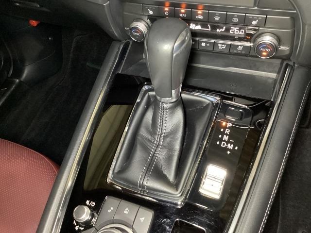 CX-8 2.5 25S スポーツ アピアランス 4WD 6人乗り Bluetooth オートマチックハイビーム 電動シート 3列シート フルセグTV 横滑り防止装置 スマートキー シートヒーター クリアランスソナー 1オーナー 全周囲カメラ ETC LED(24枚目)