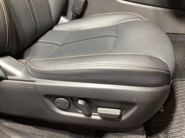 CX-60 2.5 25S Lパッケージ ACC LEDライト ナビTV 本革 1オーナー パワーシート 衝突軽減 USB ドライブレコーダー メモリナビ アイドリングストップ 横滑り防止装置 コーナーソナー Bluetooth接続 キ-レス(8枚目)