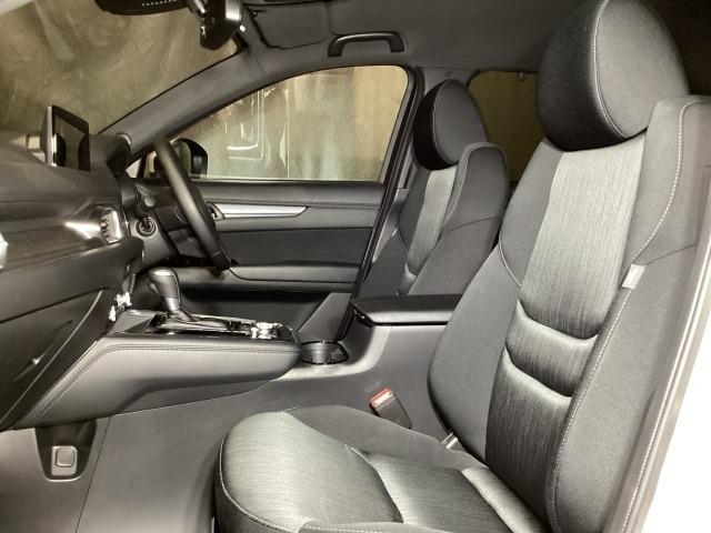 CX-8 2.5 25S スマート エディション 4WD 6人乗り Bluetoothオーディオ MRCC 前席シートヒーター キーレスエントリー LEDヘッドランプ オートライト アドバンストキー ワンオーナー車 記録簿 盗難防止 ETC 3列シート(9枚目)