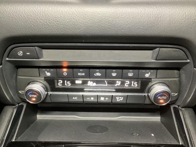 CX-8 2.5 25S スマート エディション 4WD 6人乗り Bluetoothオーディオ MRCC 前席シートヒーター キーレスエントリー LEDヘッドランプ オートライト アドバンストキー ワンオーナー車 記録簿 盗難防止 ETC 3列シート(22枚目)