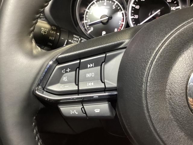 CX-8 2.5 25S スマート エディション 4WD 6人乗り Bluetoothオーディオ MRCC 前席シートヒーター キーレスエントリー LEDヘッドランプ オートライト アドバンストキー ワンオーナー車 記録簿 盗難防止 ETC 3列シート(26枚目)