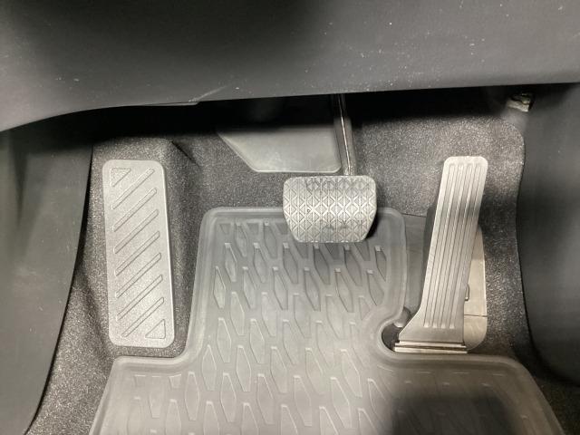 CX-8 2.5 25S スマート エディション 4WD 6人乗り Bluetoothオーディオ MRCC 前席シートヒーター キーレスエントリー LEDヘッドランプ オートライト アドバンストキー ワンオーナー車 記録簿 盗難防止 ETC 3列シート(37枚目)