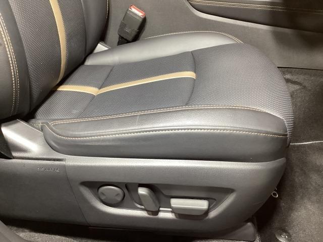 CX-60 3.3 XD エクスクルーシブ モード ディーゼルターボ ドライブレコーダー 衝突軽減 LED フルセグTV パワーシート USB ETC ワンオーナ スマートキー クリアランスソナー レザーシート 盗難防止装置 メモリーナビ シートヒーター 横滑り防止装置(8枚目)