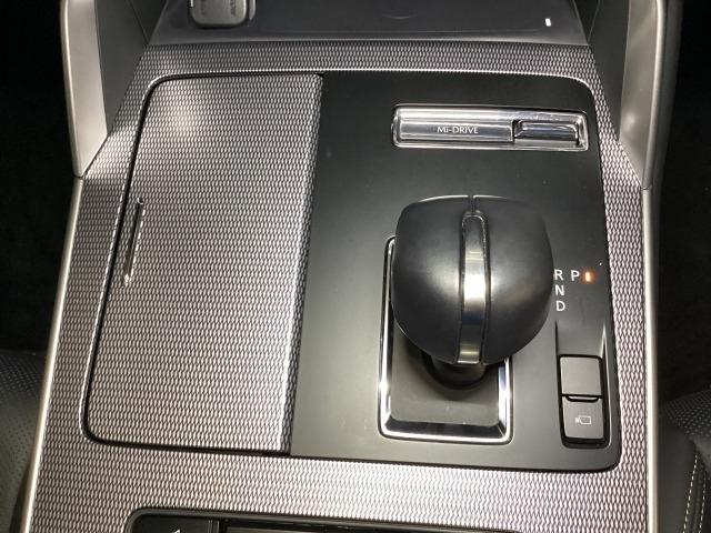 CX-60 3.3 XD エクスクルーシブ モード ディーゼルターボ ドライブレコーダー 衝突軽減 LED フルセグTV パワーシート USB ETC ワンオーナ スマートキー クリアランスソナー レザーシート 盗難防止装置 メモリーナビ シートヒーター 横滑り防止装置(23枚目)