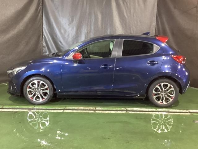 デミオ 1.5 XD ツーリング Lパッケージ ディーゼルターボ 6MT BTオーディオ スマートキ USBポート イモビライザー バックモニター ターボ LEDヘッドライト キーフリー サイドエアB ETC オートライト ナビ オートエアコン エアバック エアロ(35枚目)