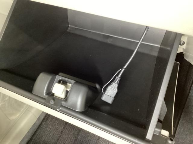 フレア 660 ハイブリッド XG Bカメラ キーレスキー ナビTV イモビライザー DSC Wエアバック アイドリング USB接続 オートライト DVD再生 ドライブレコーダー エアコン Bluetooth 運転席シートヒーター(23枚目)