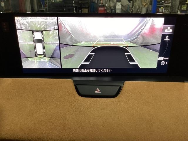 CX-60 3.3 XDハイブリッド プレミアム スポーツ ディーゼルタ パノラマサンルーフ ダブルサンルーフ シートヒー パワーゲート レーダークルコン LEDヘッドライト 車線逸脱警報装置 パワーシート スマートキー オートハイビーム フルオートエアコン 4WD ABS(5枚目)