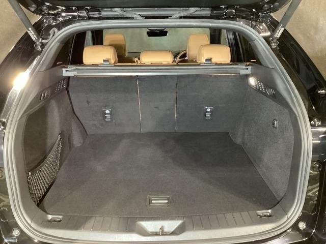 CX-60 3.3 XDハイブリッド プレミアム スポーツ ディーゼルタ パノラマサンルーフ ダブルサンルーフ シートヒー パワーゲート レーダークルコン LEDヘッドライト 車線逸脱警報装置 パワーシート スマートキー オートハイビーム フルオートエアコン 4WD ABS(11枚目)