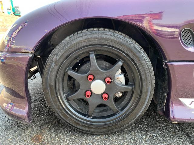 塗装済み純正ホイール！タイヤはまだ使用できます。タイヤサイズ小さめです。