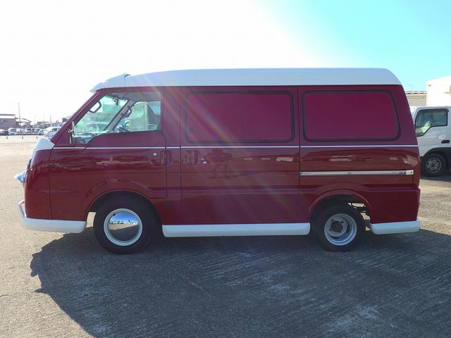 バネットバン 移動販売車 キッチンカー ケータリングカー フードトラック アーリー仕様 3槽シンク 40L給排水タンク 家庭用小型冷蔵庫 電子レンジ 照明 外部電源 運転席仕切り 水ポンプ コンセント(50枚目)