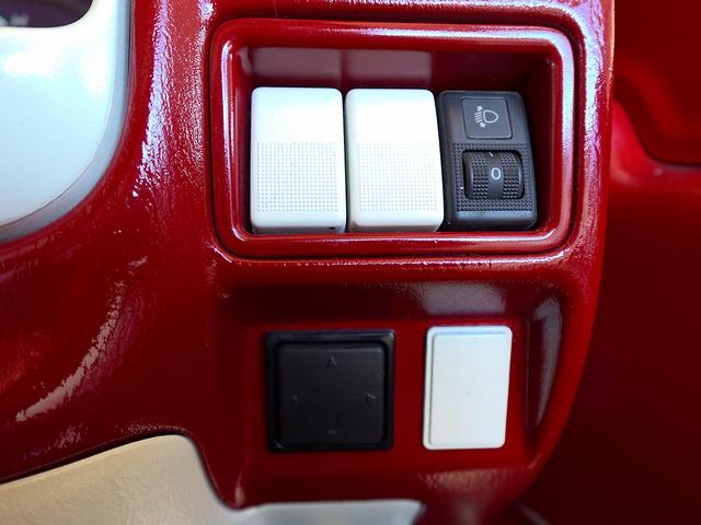 バネットバン 移動販売車 キッチンカー ケータリングカー フードトラック アーリー仕様 3槽シンク 40L給排水タンク 家庭用小型冷蔵庫 電子レンジ 照明 外部電源 運転席仕切り 水ポンプ コンセント(68枚目)