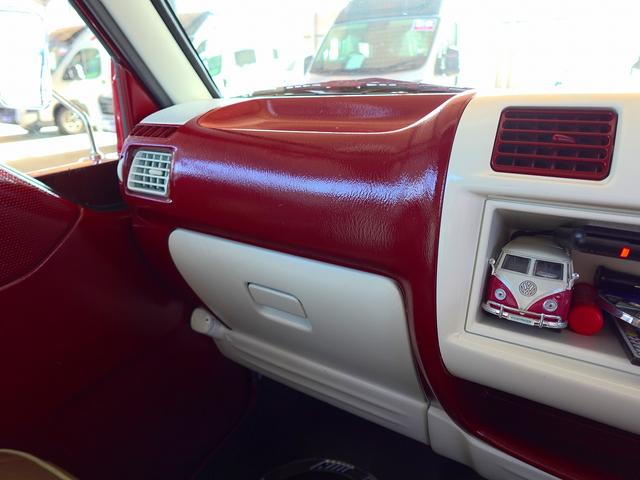 バネットバン 移動販売車 キッチンカー ケータリングカー フードトラック アーリー仕様 3槽シンク 40L給排水タンク 家庭用小型冷蔵庫 電子レンジ 照明 外部電源 運転席仕切り 水ポンプ コンセント(73枚目)