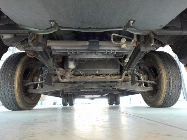 バネットバン 移動販売車 キッチンカー ケータリングカー フードトラック アーリー仕様 3槽シンク 40L給排水タンク 家庭用小型冷蔵庫 電子レンジ 照明 外部電源 運転席仕切り 水ポンプ コンセント(75枚目)