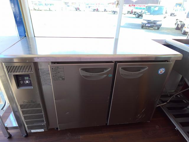 クイックデリバリー 移動販売車　キッチンカー　ケータリングカー　フードトラック（19枚目）