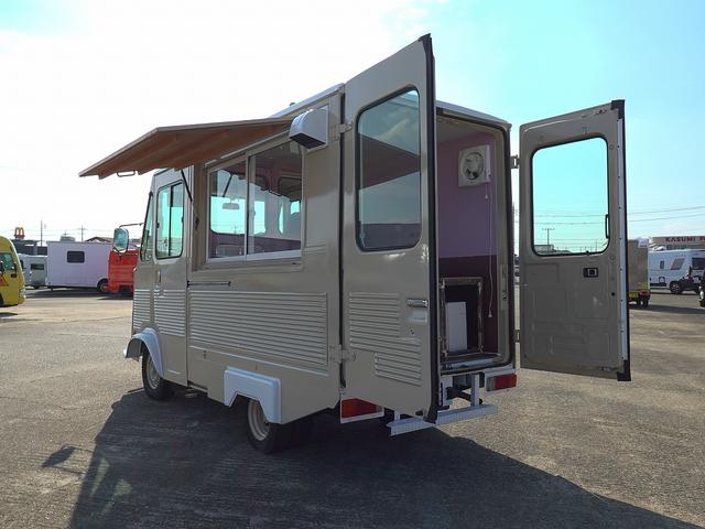 クイックデリバリー 移動販売車　キッチンカー　ケータリングカー　フードトラック（35枚目）