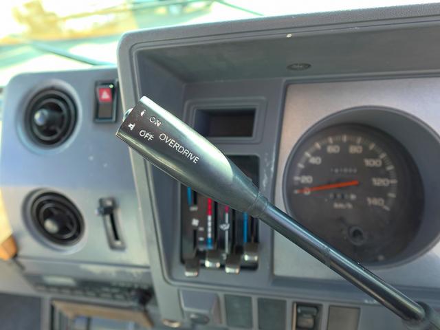 クイックデリバリー 移動販売車　キッチンカー　ケータリングカー　フードトラック（66枚目）