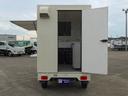 移動販売車 キッチンカー ケータリングカー フードトラック 3槽シンク 100L給排水タンク 冷凍冷蔵コールドテーブル 換気扇 照明 扉付きバンク収納 外部電源 跳上扉 アクリル窓 カウンター(35枚目)