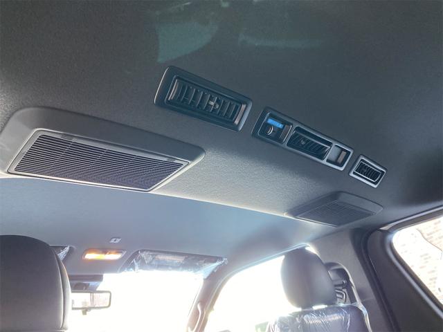 ハイエースバン スーパーGL ダークプライム2/デジタルインナーミラー 両側オートスライドドア パノラミックビューカメラ LEDヘットライト スマキー オートエアコン フロアマット特別仕様車専用 フルホイールキャップ ESC ABS フルフラット ハーフレザーシート(29枚目)