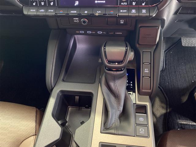 ランドクルーザー250 VXファーストエディション/ワンオーナー/モデリスタエアロ アルミホイール アクティブクルーズコントロール 360カメラ LKA Pバックドア エアコン Wエアコン ナビTV ムーンルーフ 本革シート フルセグTV 4WD ルーフレール リアカメラ(11枚目)