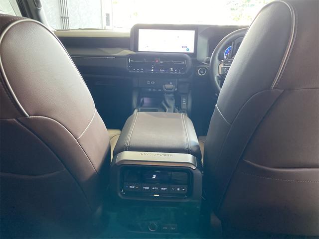 ランドクルーザー250 VXファーストエディション/ワンオーナー/モデリスタエアロ アルミホイール アクティブクルーズコントロール 360カメラ LKA Pバックドア エアコン Wエアコン ナビTV ムーンルーフ 本革シート フルセグTV 4WD ルーフレール リアカメラ(28枚目)