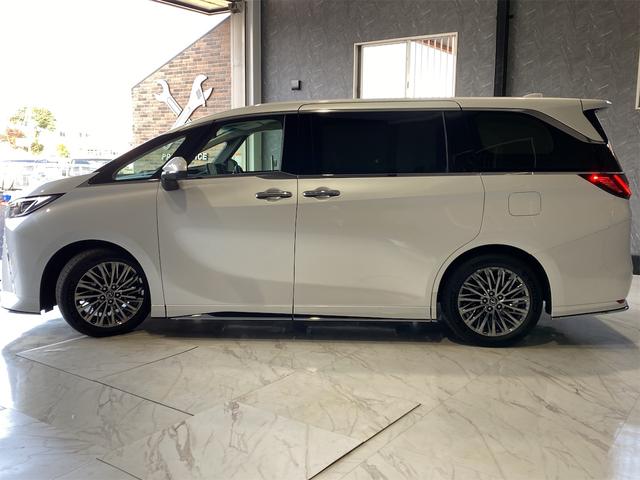 LM LM500hバージョンL/モデリスタエアロ/マークレビンソン 後席フリップダウンモニター 左右独立ムーンルーフ 1オーナー デジタルインナーミラー ユニバーサルステップ 置くだけ充電 メモリー付Pシート ETC パノラミックビュー Bカメラ パドルシフト 4WD(5枚目)