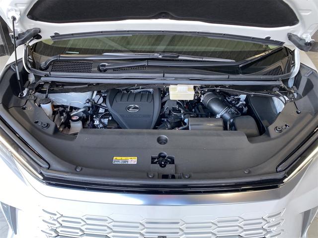 LM LM500hバージョンL/モデリスタエアロ/マークレビンソン 後席フリップダウンモニター 左右独立ムーンルーフ 1オーナー デジタルインナーミラー ユニバーサルステップ 置くだけ充電 メモリー付Pシート ETC パノラミックビュー Bカメラ パドルシフト 4WD(17枚目)