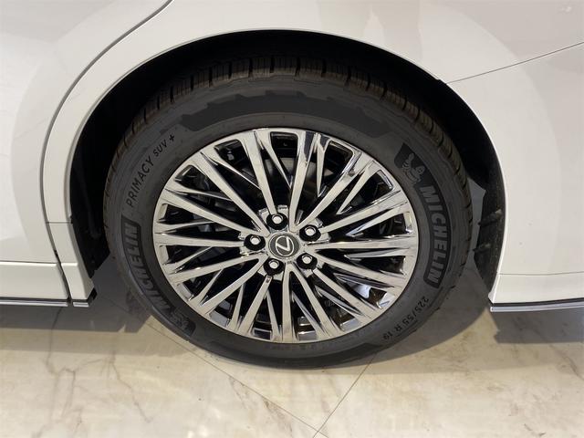 LM LM500hバージョンL/モデリスタエアロ/マークレビンソン 後席フリップダウンモニター 左右独立ムーンルーフ 1オーナー デジタルインナーミラー ユニバーサルステップ 置くだけ充電 メモリー付Pシート ETC パノラミックビュー Bカメラ パドルシフト 4WD(22枚目)