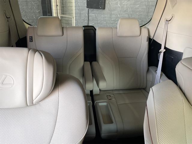 LM LM500hバージョンL/モデリスタエアロ/マークレビンソン 後席フリップダウンモニター 左右独立ムーンルーフ 1オーナー デジタルインナーミラー ユニバーサルステップ 置くだけ充電 メモリー付Pシート ETC パノラミックビュー Bカメラ パドルシフト 4WD(29枚目)