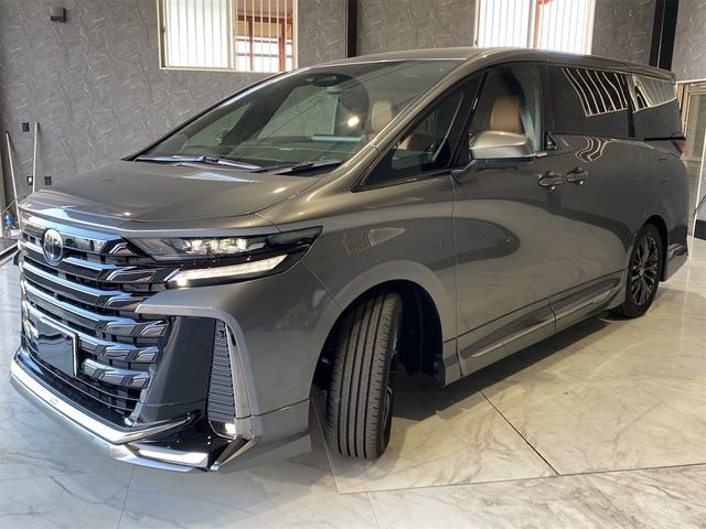 ヴェルファイアハイブリッド Ｚ　プレミア／パノラミックビュー／デジタルインナーミラー　ブラインドスポットモニター　後席モニター　ＨＵＤ　パドルシフト　ユニバーサルステップ　両側Ｐスライドドア　左右独立ムーンＲ　ディスプレイオーディオ　ステアリングＨ　置くだけ充電　メモリーＰシート（7枚目）