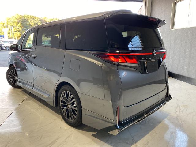 ヴェルファイアハイブリッド Ｚ　プレミア／パノラミックビュー／デジタルインナーミラー　ブラインドスポットモニター　後席モニター　ＨＵＤ　パドルシフト　ユニバーサルステップ　両側Ｐスライドドア　左右独立ムーンＲ　ディスプレイオーディオ　ステアリングＨ　置くだけ充電　メモリーＰシート（9枚目）