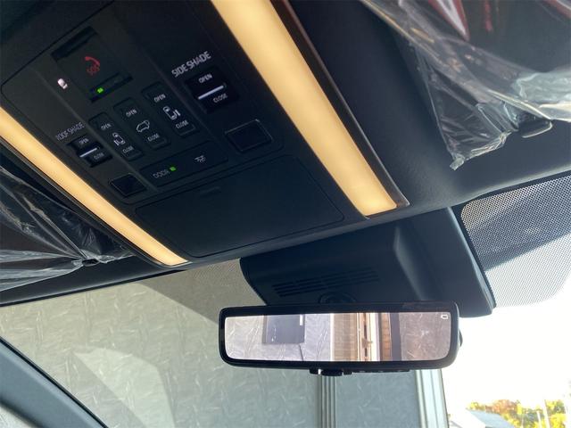 ヴェルファイアハイブリッド Ｚ　プレミア／パノラミックビュー／デジタルインナーミラー　ブラインドスポットモニター　後席モニター　ＨＵＤ　パドルシフト　ユニバーサルステップ　両側Ｐスライドドア　左右独立ムーンＲ　ディスプレイオーディオ　ステアリングＨ　置くだけ充電　メモリーＰシート（25枚目）