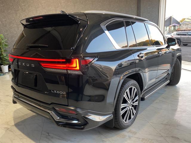 もちろん納車前には車内外クリーニング、点検整備等を行いますので、どうぞご安心くださいませ。