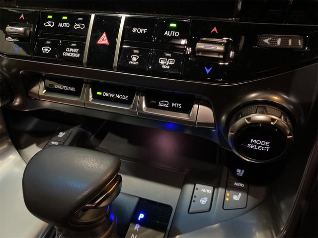 LX LX600/COOLBOX/デジタルインナーミラー/置く充電 オートマチックハイビーム オートライト 電動格納ミラー 禁煙 地デジTV ナビTV パワーシート シートヒーター バックカメラ ソナー 本革シート パワーテールゲート レーンキープアシスト エアシート(25枚目)