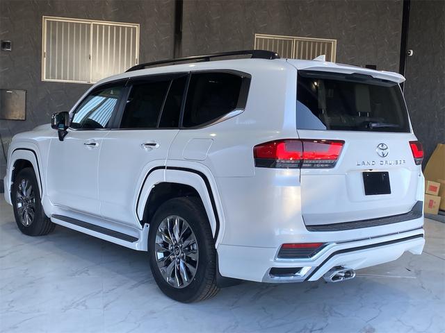 TOYOTA LAND CRUISER ZX | 2023 | PEARL | 38 km | details TOYOTA LAND CRUISER ZX | 2023 | PEARL | 38 km | details