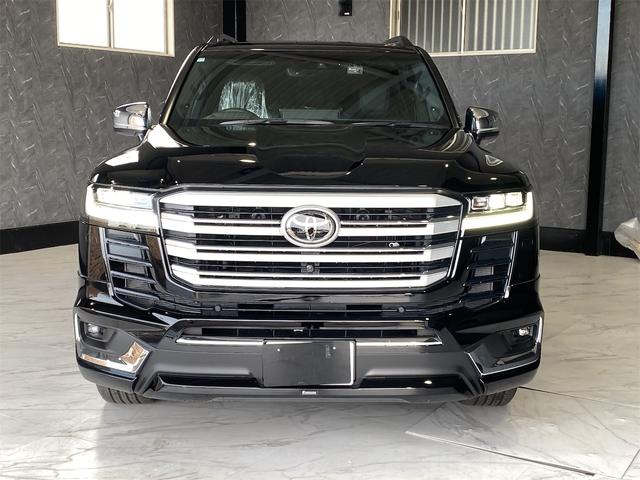 TOYOTA LAND CRUISER ZX | 2023 | BLACK | 3263 km | details TOYOTA LAND CRUISER ZX | 2023 | BLACK | 3263 km | details