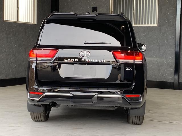 TOYOTA LAND CRUISER ZX | 2023 | BLACK | 3263 km | details TOYOTA LAND CRUISER ZX | 2023 | BLACK | 3263 km | details