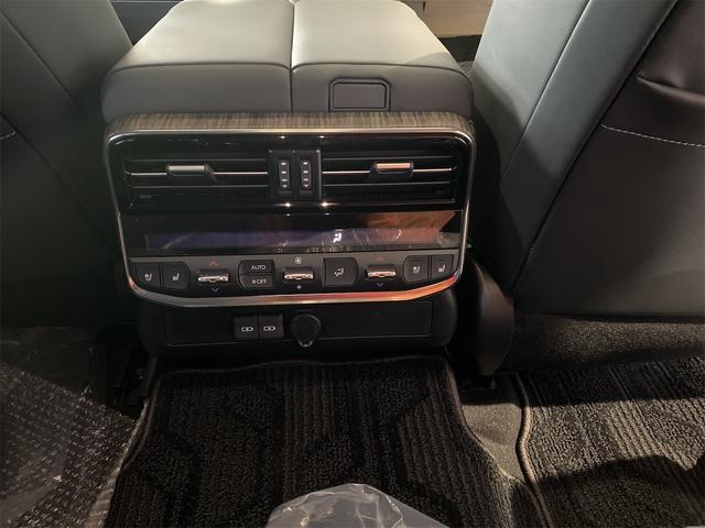 TOYOTA LAND CRUISER ZX | 2023 | BLACK | 3263 km | details TOYOTA LAND CRUISER ZX | 2023 | BLACK | 3263 km | details