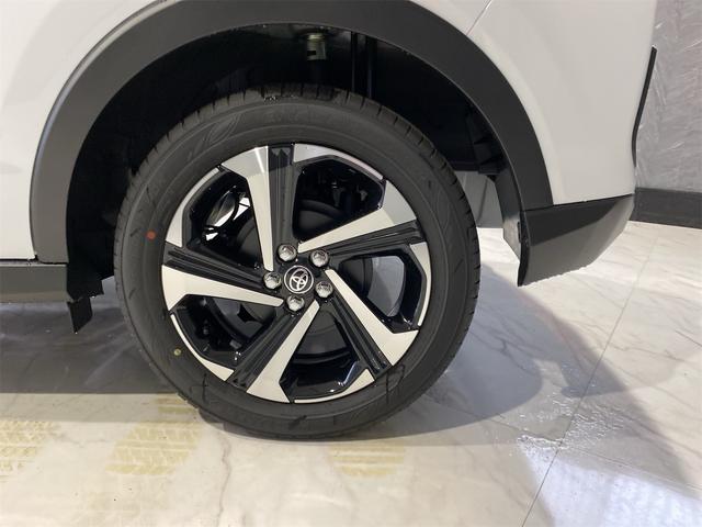 ライズ Ｚ／ディスプレイオーディオ／パノラミックビュー／クルコン　ワンオーナー　登録済未使用車　全周囲カメラ　バックカメラ　純正ＴＶ　ＥＳＣ　運転席・助手席・サイドエアバッグ　スマートキー　４ＷＤ　衝突安全ボディ　アイドリングストップ　オートクルコン　シートヒーター（22枚目）
