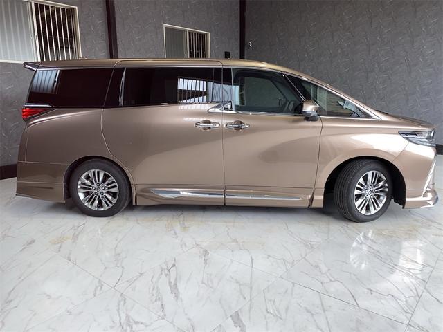 アルファード Ｚ／１４インチディスプレイオーディオ／左右独立ムーンルーフ　モデリスタエアロ（Ｆ／Ｓ／Ｒ）パノラミックビューモニター　レザーシート　温熱シート　ステアリングヒーター　両側電動スライドドア　Ｗエアコン　ＥＴＣ２．０　デジタルインナーミラー　Ａクルコン　Ｂカメラ（4枚目）