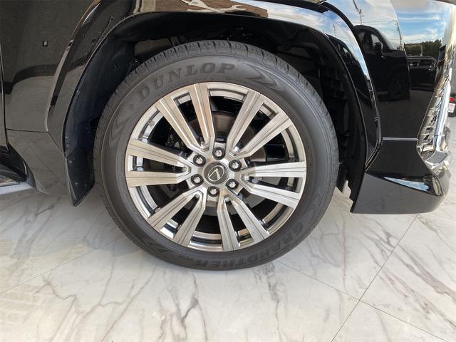 ＬＸ ＬＸ６００　エグゼクティブ／マークレビンソン／リアモニター　デジタルインナーミラー　モデリスタエアロ（Ｆ／Ｓ／Ｒ）　ＥＴＣ２．０　全方位モニター　バックカメラ　シートヒーター・エアコン　ステアリングヒーター　パワーシート　電動リアゲート　サンルーフ　ＨＵＤ（19枚目）